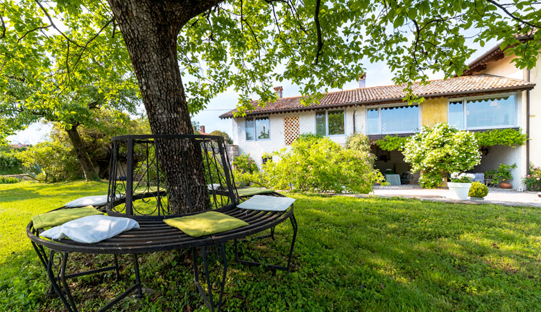 img-giardino-vivere-in-campagna-bed-and-breakfast-udine